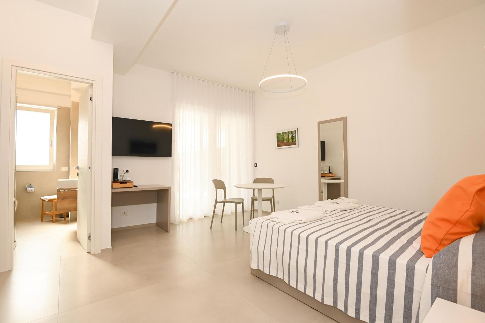 Apartament Agora & *